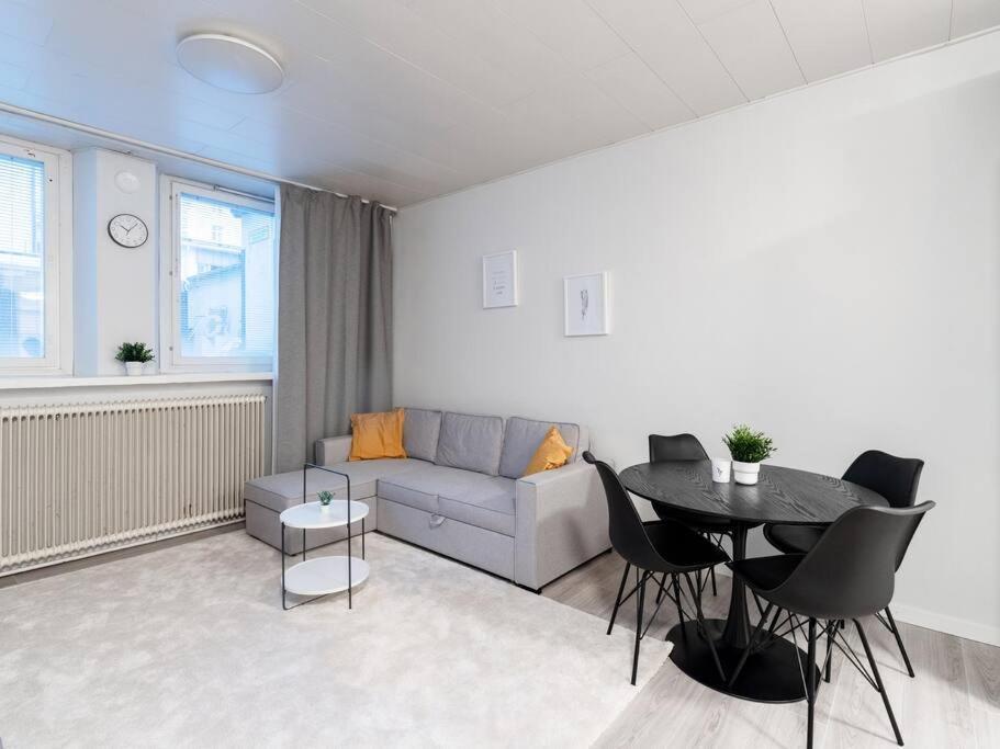 Cozy Roomy Studio Flat Next To Tram Stop @ Kallio Helsinki Exterior foto
