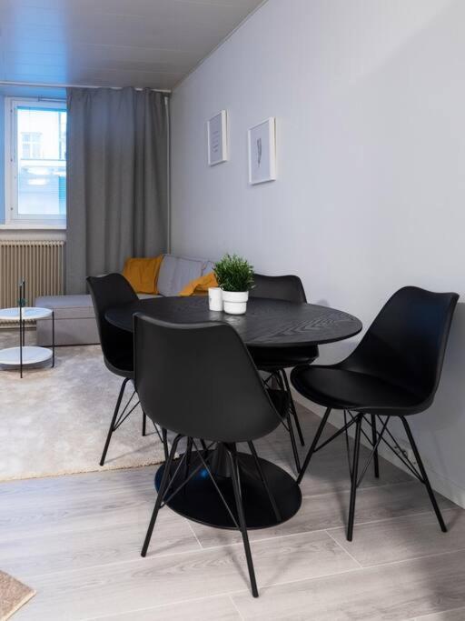 Cozy Roomy Studio Flat Next To Tram Stop @ Kallio Helsinki Exterior foto
